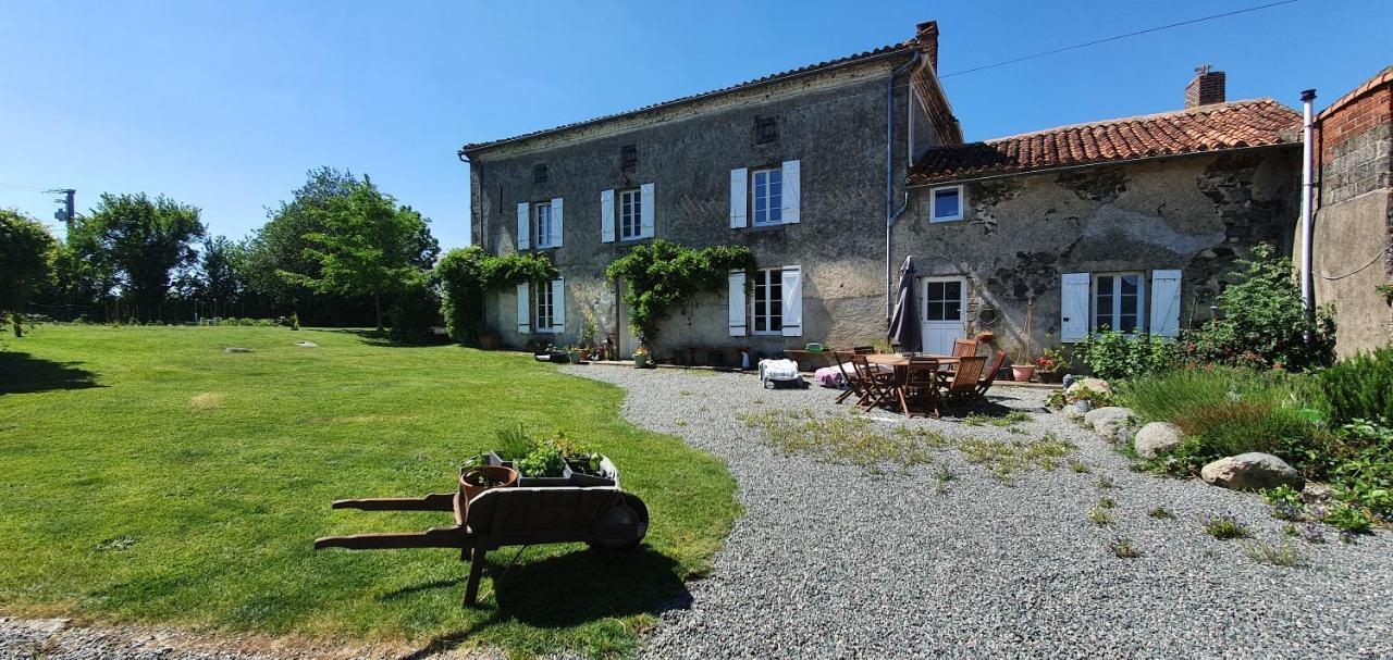 مبيت وإفطار Chanteloup  Wisteria House المظهر الخارجي الصورة